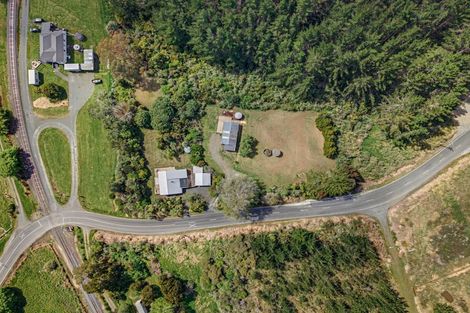 Photo of property in 17 Oruawharo Road, Topuni, Wellsford, 0975