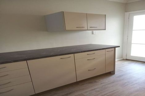 Photo of property in 3/6 Russell Street, Feilding, 4702