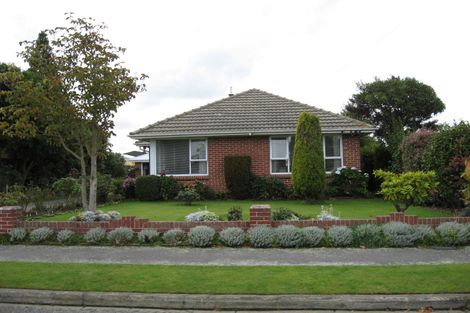 Photo of property in 17 Shearer Avenue, Papanui, Christchurch, 8052