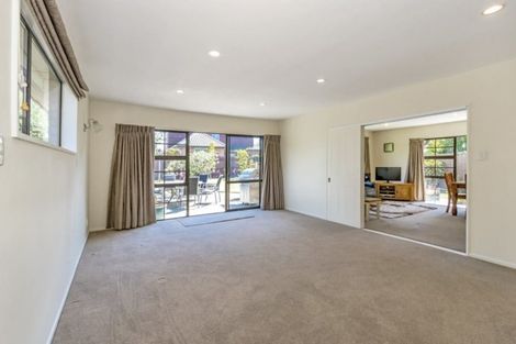Photo of property in 35 Westmont Street, Ilam, Christchurch, 8041