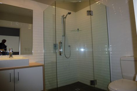 Photo of property in 2/4 Reads Quay, Gisborne, 4010