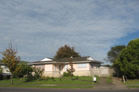 Photo of property in 99 Cascades Road, Pakuranga Heights, Auckland, 2010
