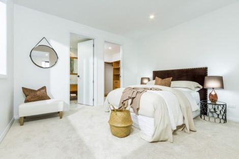 Photo of property in 19 Tawatawa Street, Long Bay, Auckland, 0630