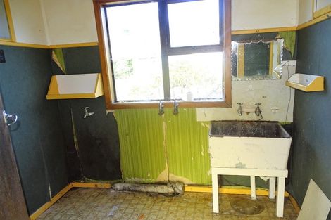 Photo of property in 246d Marine Parade, Bluff, 9814