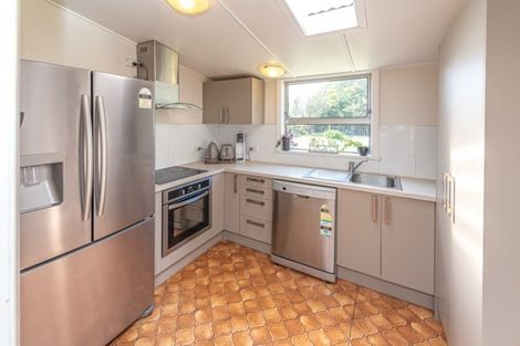 Photo of property in 70 Carlton Avenue, Tawhero, Whanganui, 4500