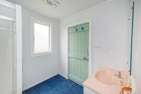 Photo of property in 6 Ngareta Street, Marton, 4710