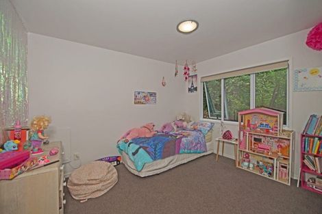 Photo of property in 4 Okoka Road, Omiha, Waiheke Island, 1081