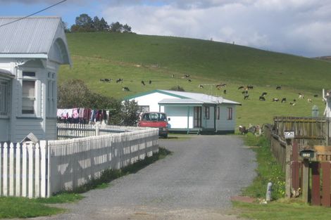 Photo of property in 82a Valley Road, Hikurangi, 0114