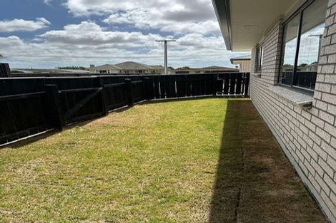 Photo of property in 128b Weraroa Road, Levin, 5510