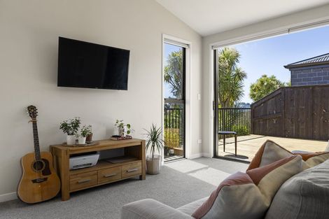 Photo of property in 27 Tangaroa Place, Poike, Tauranga, 3112