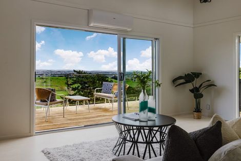 Photo of property in 77 Runciman Road, Pukekohe East, Pukekohe, 2677