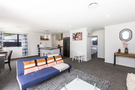 Photo of property in 115 Mawai Hakona Drive, Wallaceville, Upper Hutt, 5018