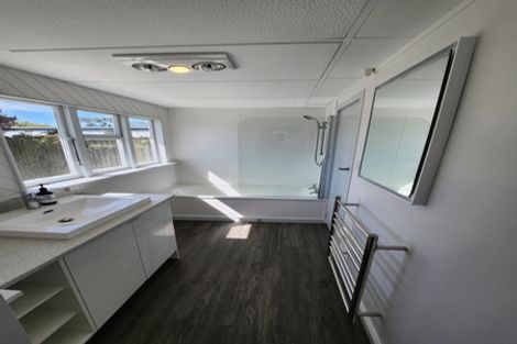 Photo of property in 42 Blake Street, New Brighton, Christchurch, 8061