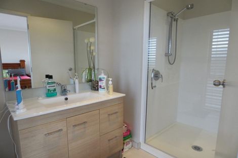 Photo of property in 47 Station Street, Hobsonville, Auckland, 0616