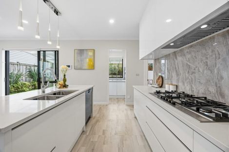 Photo of property in 7 Fricker Way, Flat Bush, Auckland, 2019