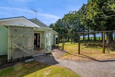 Photo of property in 19 Standish Road, Toko, Stratford, 4392