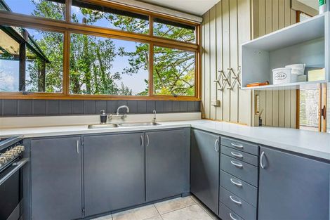 Photo of property in 1094 Scenic Drive North, Swanson, Auckland, 0816