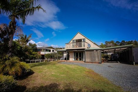 Photo of property in 296 State Highway 10, Cable Bay, 0420
