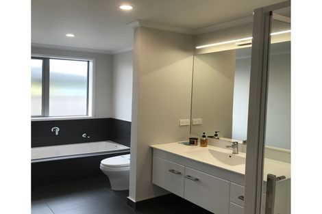 Photo of property in 131 Hillpark Drive, Pokeno, 2402