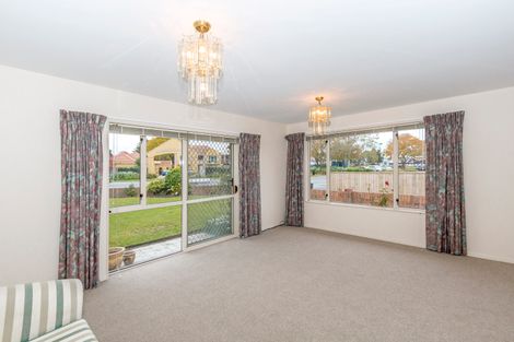 Photo of property in 1/449 Main South Road, Hornby, Christchurch, 8042