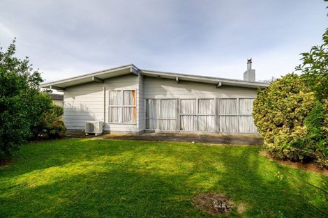 Photo of property in 21 John F Kennedy Drive, Milson, Palmerston North, 4414