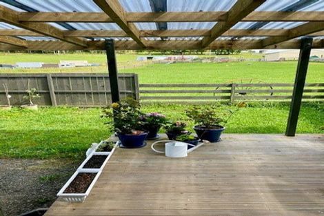 Photo of property in 12e Arrowsmith Road, Waitakere, Auckland, 0782