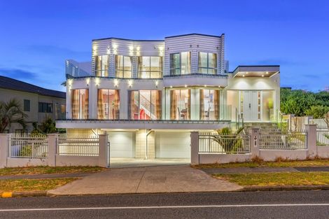Photo of property in 54 Goodwood Drive, Goodwood Heights, Auckland, 2105