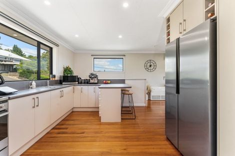 Photo of property in 90 Main South Road, Green Island, Dunedin, 9018