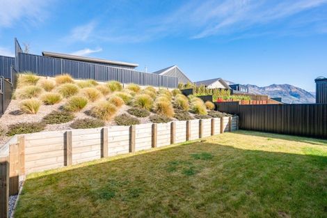 Photo of property in 219 Aubrey Road, Wanaka, 9305