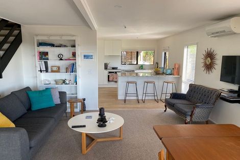 Photo of property in 9a Rangatira Road, Birkdale, Auckland, 0626