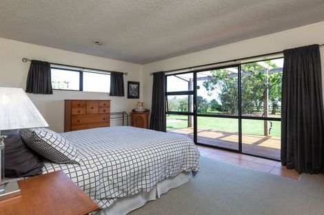 Photo of property in 787 Main North Road, Motunui, Waitara, 4383
