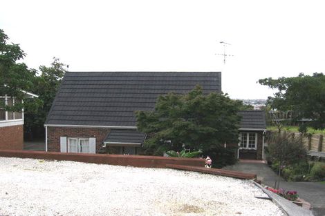 Photo of property in 1/242 Sunset Road, Windsor Park, Auckland, 0632