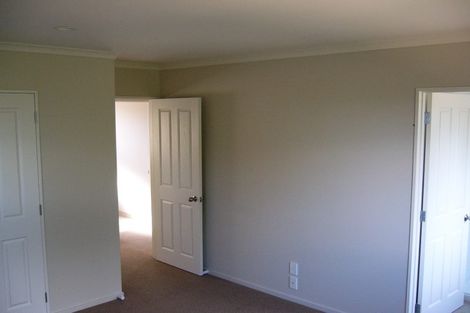 Photo of property in 13 Richard Halse Drive, Manurewa, Auckland, 2105