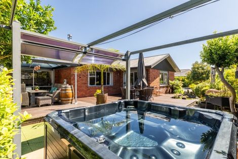 Photo of property in 27a Mill Road, Clive, 4102