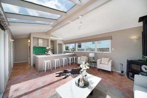 Photo of property in 52 Clark Road, Pahurehure, Papakura, 2113