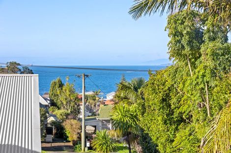 Photo of property in 3/10 Prospect Terrace, Milford, Auckland, 0620