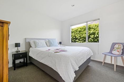 Photo of property in 5 The Esplanade, Huntington, Hamilton, 3210