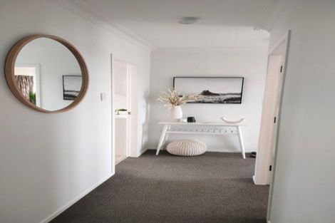 Photo of property in 28 Woodford Avenue, Brookfield, Tauranga, 3110