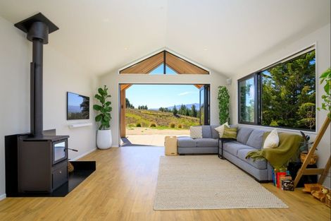 Photo of property in 69 Letts Gully Road, Letts Gully, Alexandra, 9393