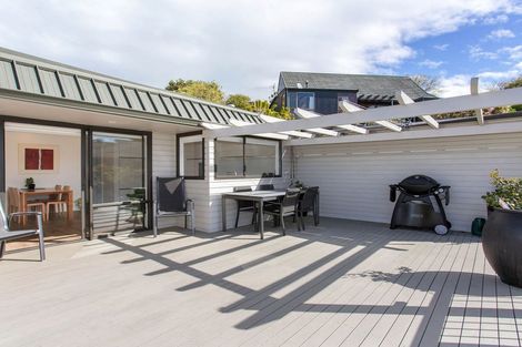 Photo of property in 1/12 Patmos Place, Mount Pleasant, Christchurch, 8081