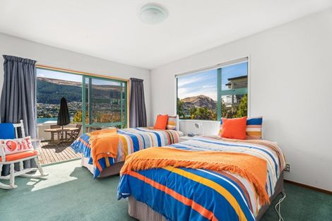 Photo of property in 415 Peninsula Road, Kelvin Heights, Queenstown, 9300