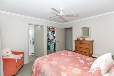 Photo of property in 207 Raeburne Street, Te Awamutu, 3800