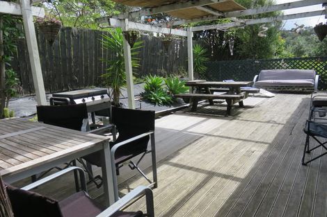 Photo of property in 105 Oakura Road, Oakura, Hikurangi, 0184