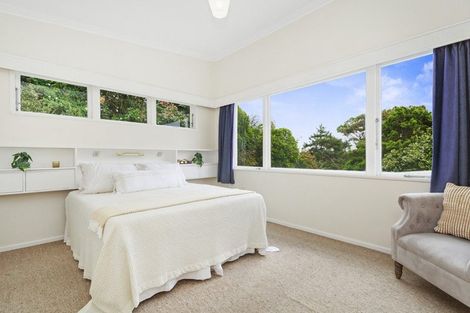 Photo of property in 13 Bell Street, Tawa, Wellington, 5028