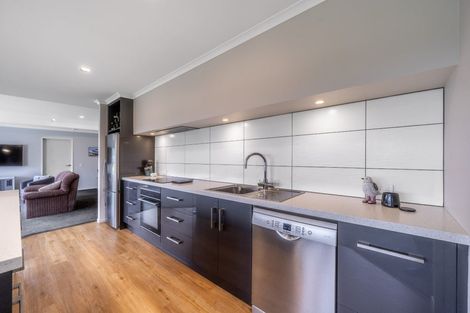 Photo of property in 7 Majestic Chance, Seaward Bush, Invercargill, 9812