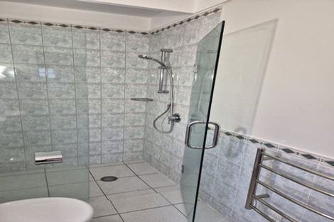 Photo of property in 39 Lucknow Terrace, Khandallah, Wellington, 6035