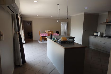 Photo of property in 100 Shakespeare Street, Leamington, Cambridge, 3432