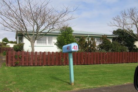 Photo of property in 39 West Crescent, Te Puru, Thames, 3575