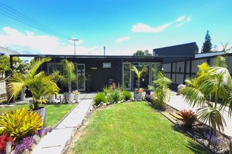 Photo of property in 19 West Crescent, Te Puru, Thames, 3575