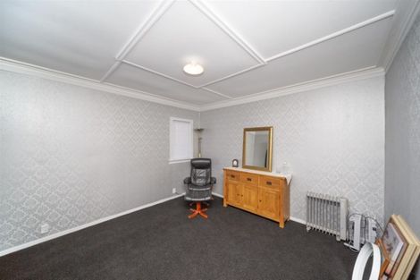 Photo of property in 59 Camberwell Road, Hawera, 4610